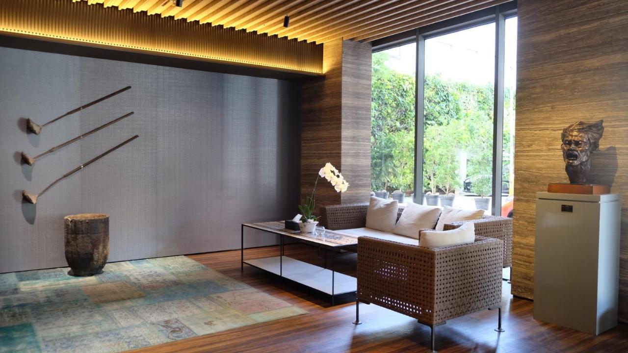 Lavenderbnb Room 2 At Uttara The Icon Apartment Yogyakarta Eksteriør billede